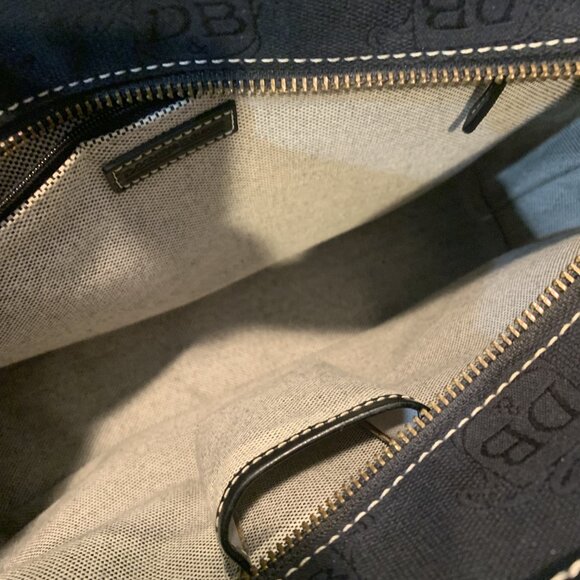 NWOT Dooney & Bourke Signature East/West Shoulder Bag Satchel - Picture 9 of 16